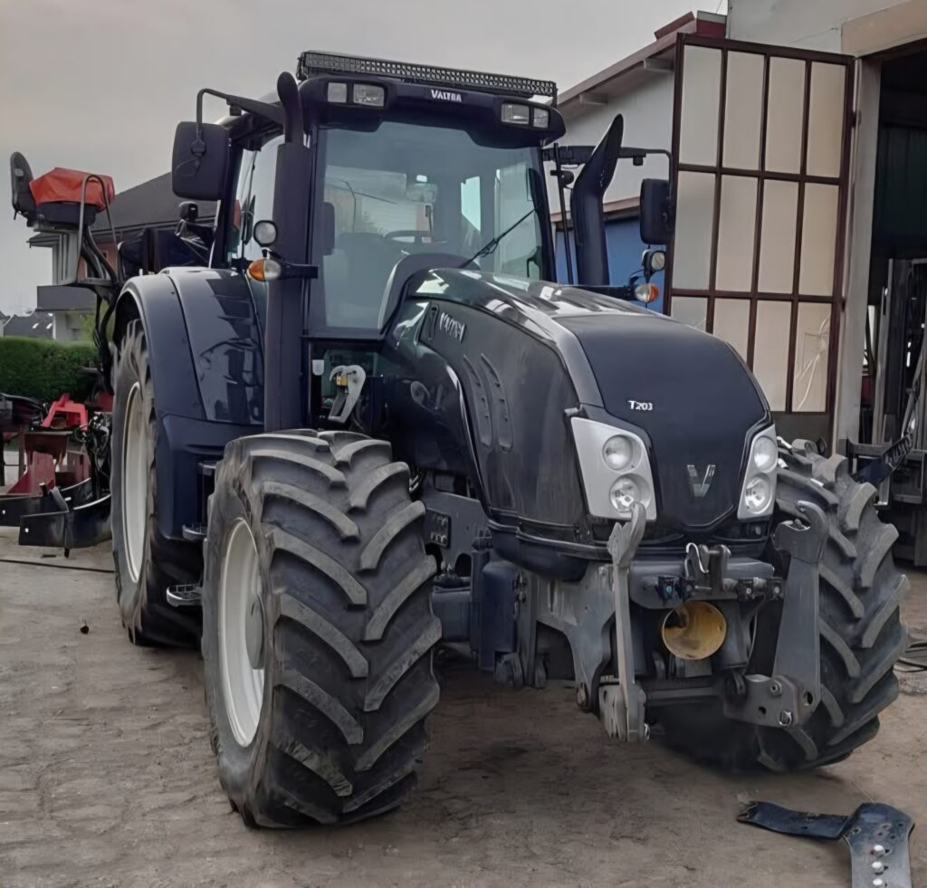 Valtra t 203 direct mit Rüfa